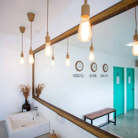 Hello Hostel Пакчонг Экстерьер фото